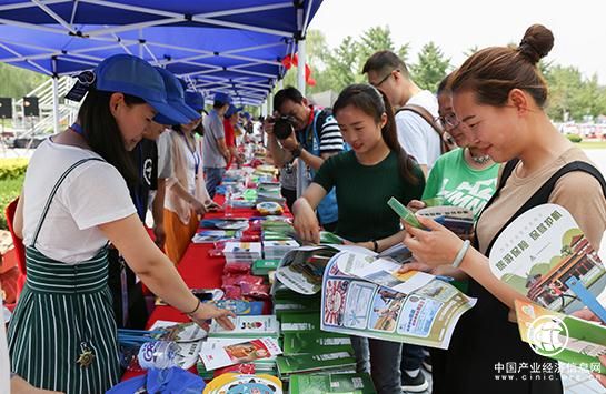 國家旅游局：抓旅游安全不能“說在嘴上、寫在紙上、貼在墻上”