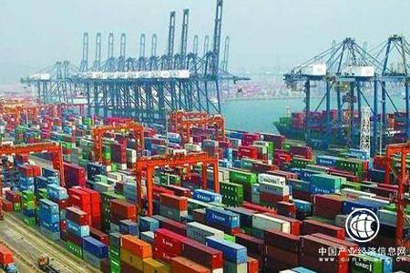 7月份進出口總值同比增長12.7% 貿(mào)易順差擴大