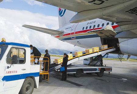 航空貨運需求九連降 貿易摩擦拖累全球航空貨運增長