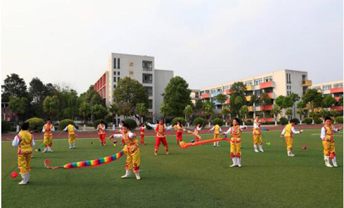 走進德陽·教育興國，城鄉(xiāng)一體與思想道德建設(shè)齊頭并進