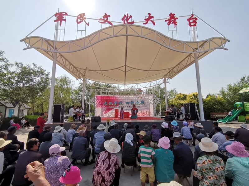 銀川市鳳城實(shí)驗(yàn)秦腔劇團(tuán)“雙服務(wù)”：百姓喜歡啥，心里有本明白賬