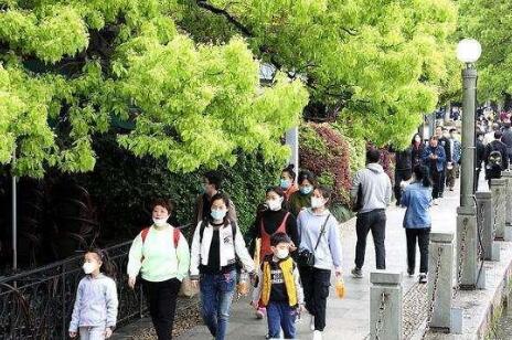 多些“一票打卡三地”式的旅游新思路