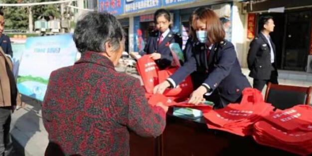 河南省鎮(zhèn)平縣稅務(wù)局開(kāi)展“世界水日”“中國(guó)水周”宣傳活動(dòng)