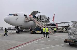 “鄭州—塔什干—列日”跨境電商全貨機航線開通 河南“空中絲路”再添新通道