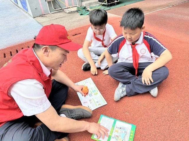 浙江長興：夏日有“典”熱 法治送清涼